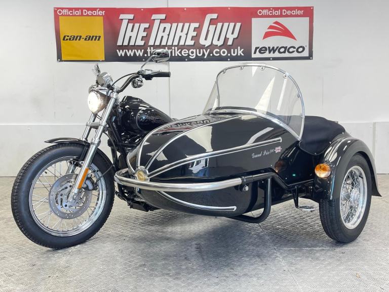 2005 Harley-Davidson Super Glide Watsonian Sidecar Outfit 