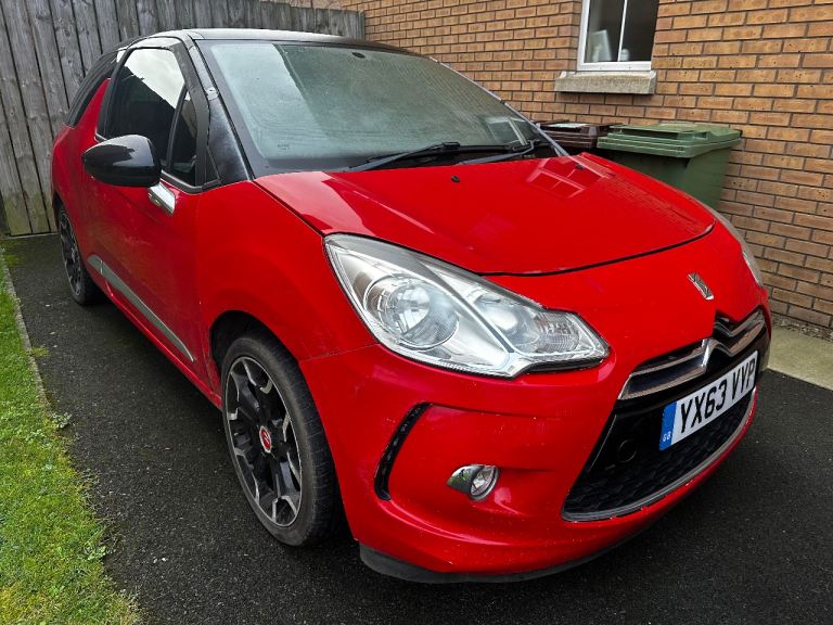 Citroen, DS3, Hatchback, 2013, Manual, 1560 (cc), 3 doors