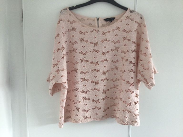 New Look Pink Blouse Size 16 🌹 From Smoke free Pet free house. 