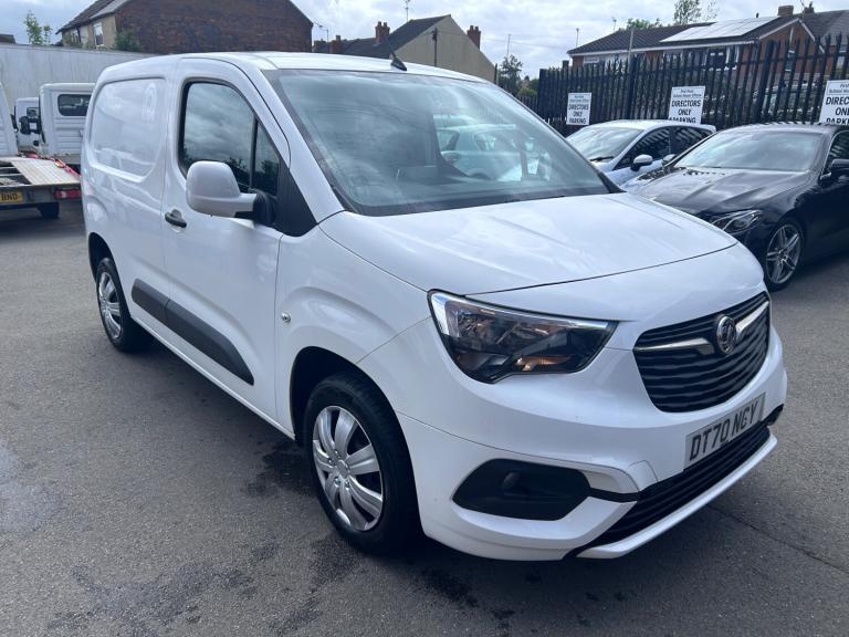 2021 Vauxhall Combo 2300 1.5 Turbo D 100ps H1 Sportive Van PANEL VAN Diesel Manual