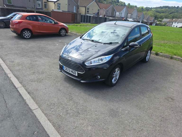 Ford, FIESTA, Hatchback, 2013, Manual, 1498 (cc), 5 doors