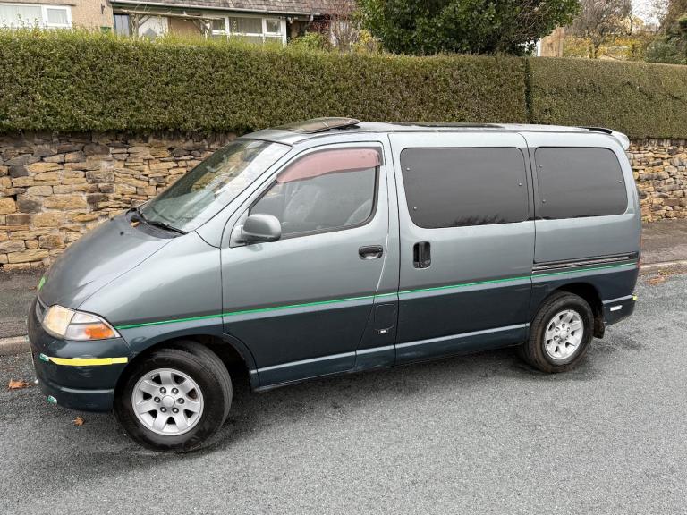 2010 Toyota Granvia 3.0TD VAN AUTO DIESEL   Diesel Automatic