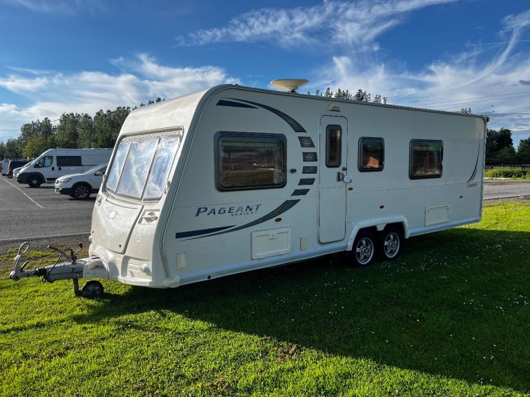 Bailey Pageant limousin 4 berth 