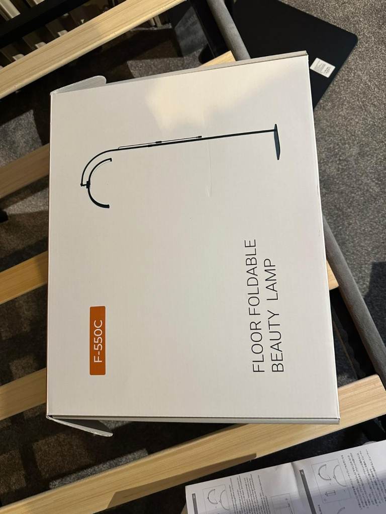 Brand new - Beauty Lamp Floor Standing