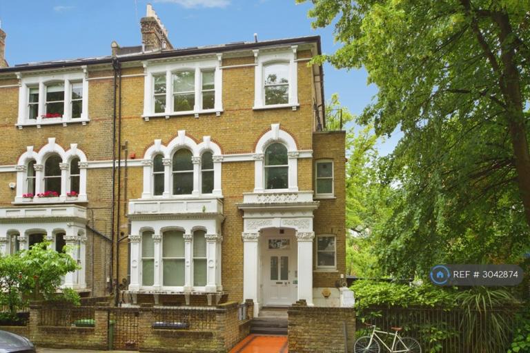 2 bedroom flat in Petherton Road, London, N5 (2 bed) (#3042874)