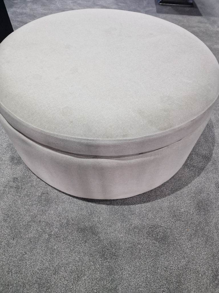 Extra large pouffe footstool with storage 