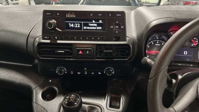 2021 Vauxhall Combo 1.5 Turbo D 2000 Edition Panel Van 4dr Diesel Manual L1 H1 Euro 6 (100 ps) PA...