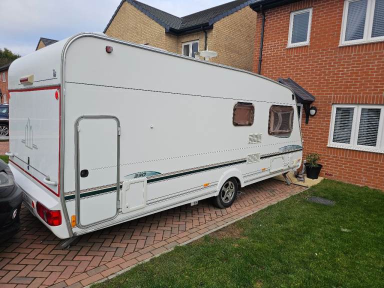 Abbey cardinal 6 birth tour caravan 