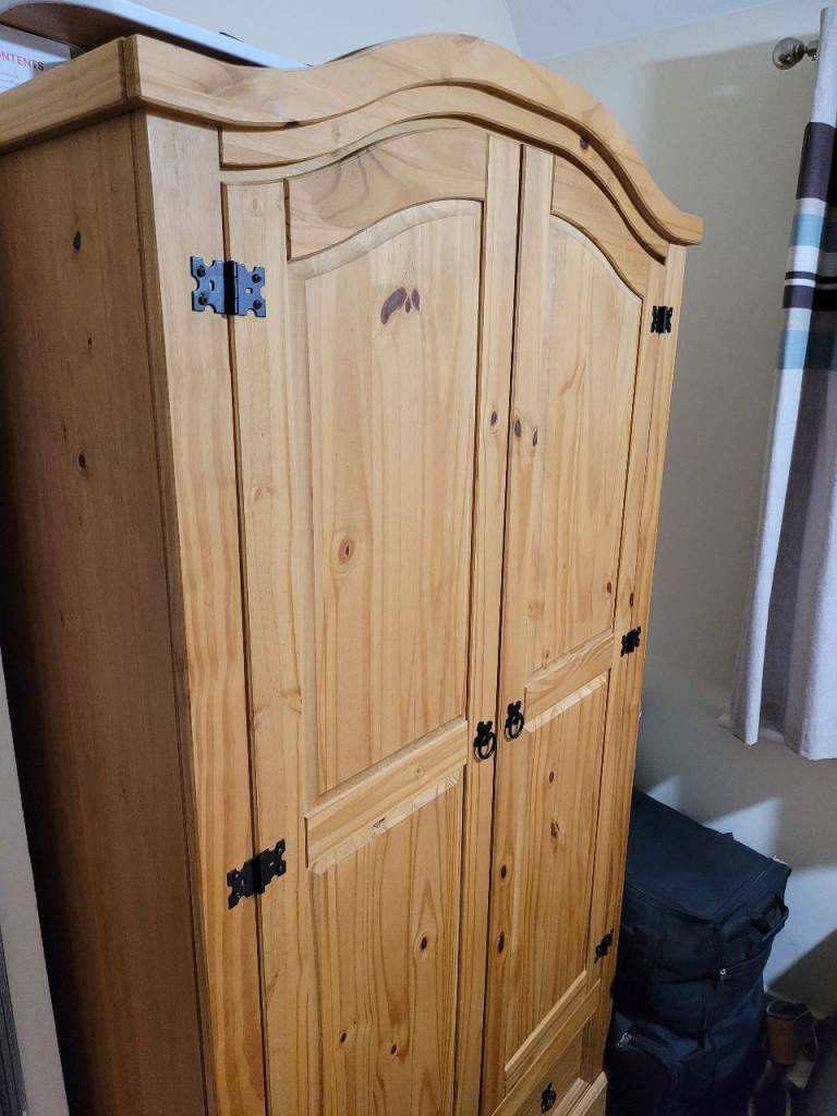 Wooden wardrobe 