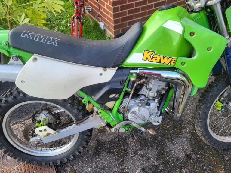 Kawasaki kmx 125 2000 model 