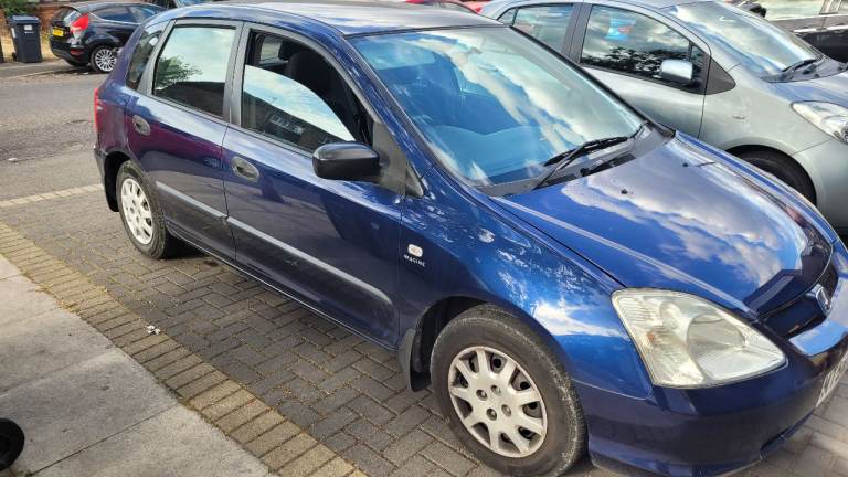 LOW MILEAGE Honda Civic (1.4L) – 5 Door – Negotiable