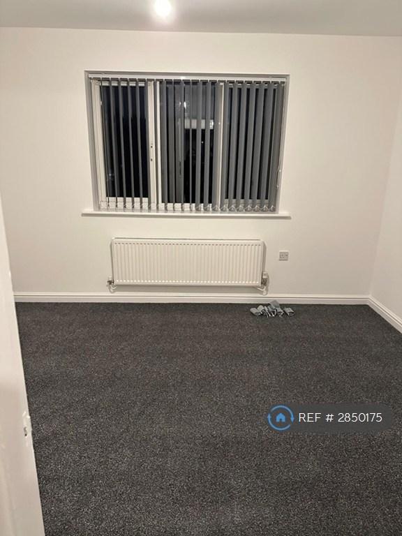 4 bedroom house in Wainwright Avenue, Leicester, LE5 (4 bed) (#2850175)