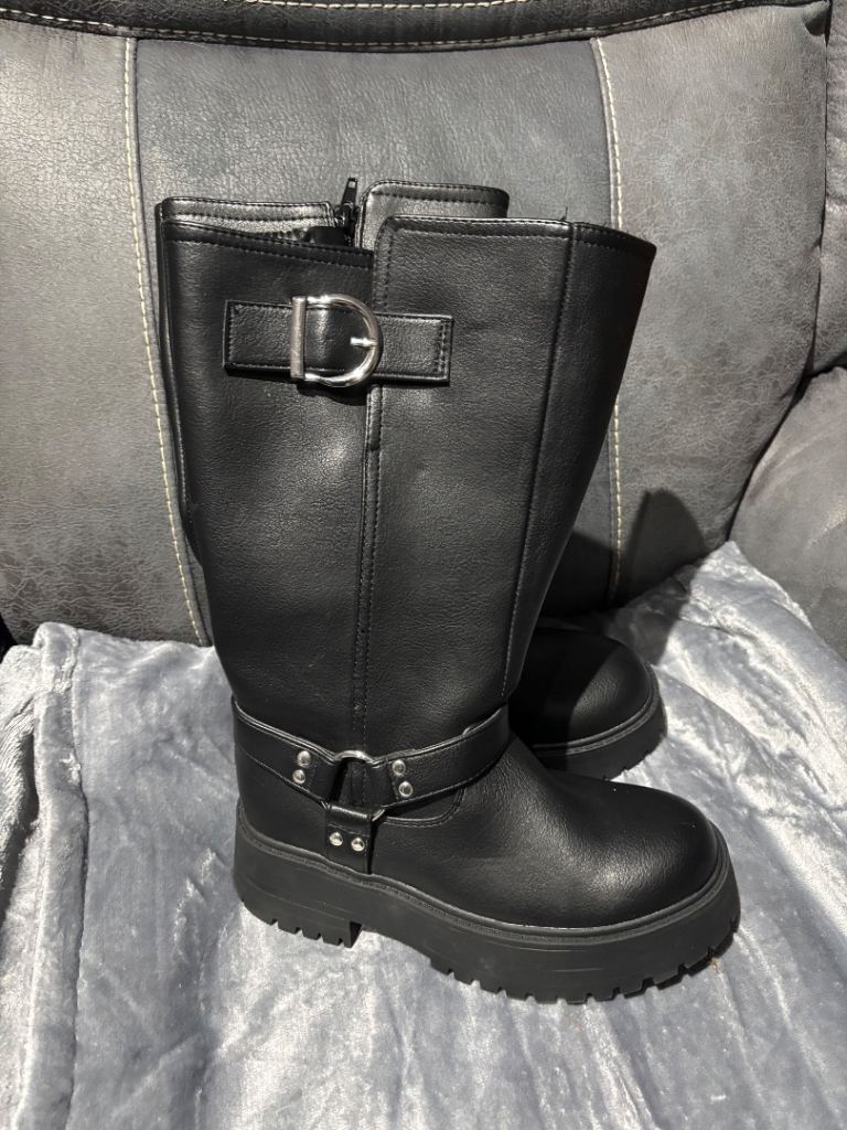 Womens boots 
