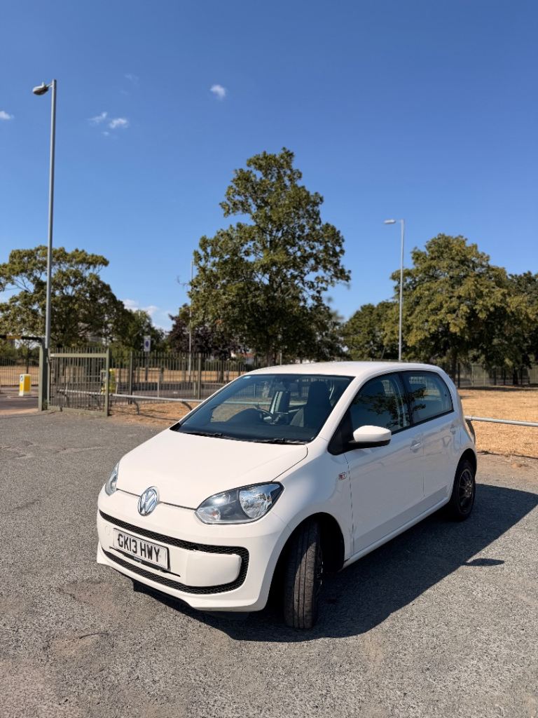 Volkswagen, UP, Hatchback, 2013, Manual, 999 (cc), 5 doors