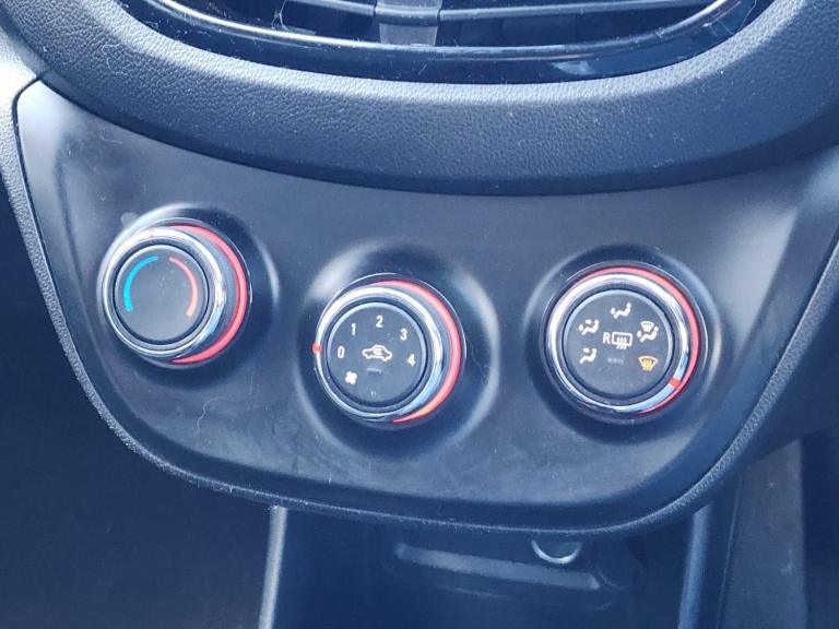 VAUXHALL VIVA 1.0 i ecoFLEX SE 2015