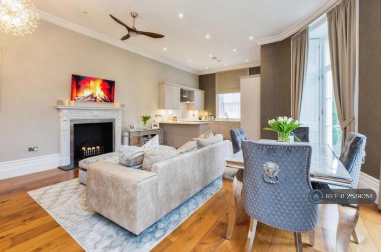 2 bedroom flat in Westhorpe House, Marlow, SL7 (2 bed) (#2639054)