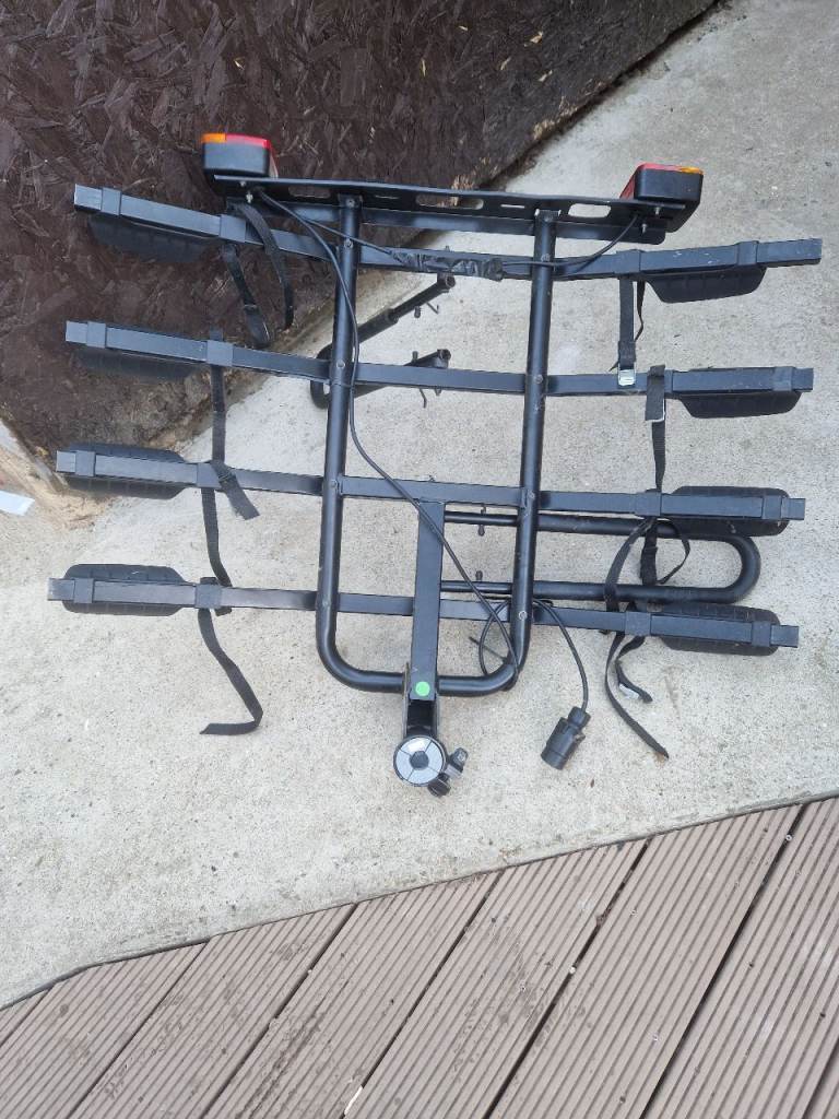 Tow bar 4x bicycle carrier with lights