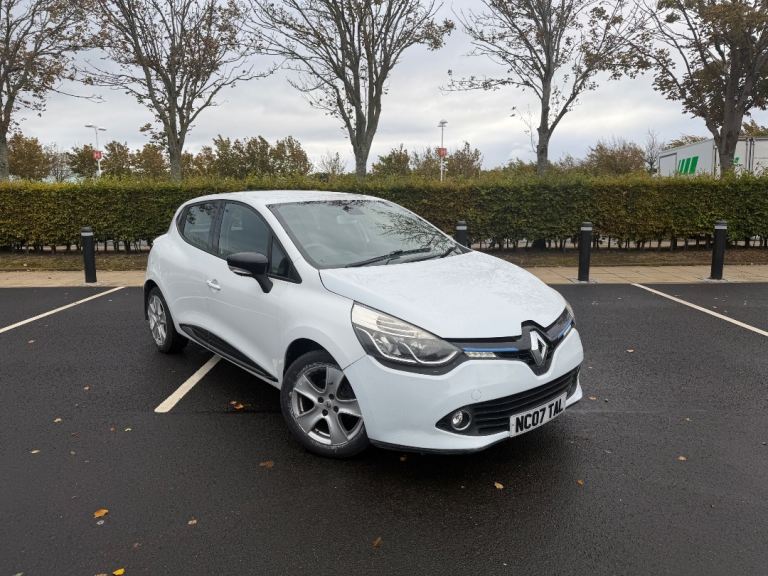**IDEAL 1ST CAR**2015 RENAULT CLIO 1.2 MOT AUGUST 2027 