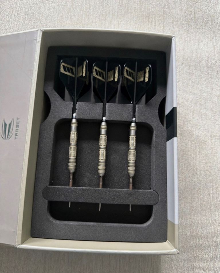 Dimitri Van Den Bergh 95K Darts 24G