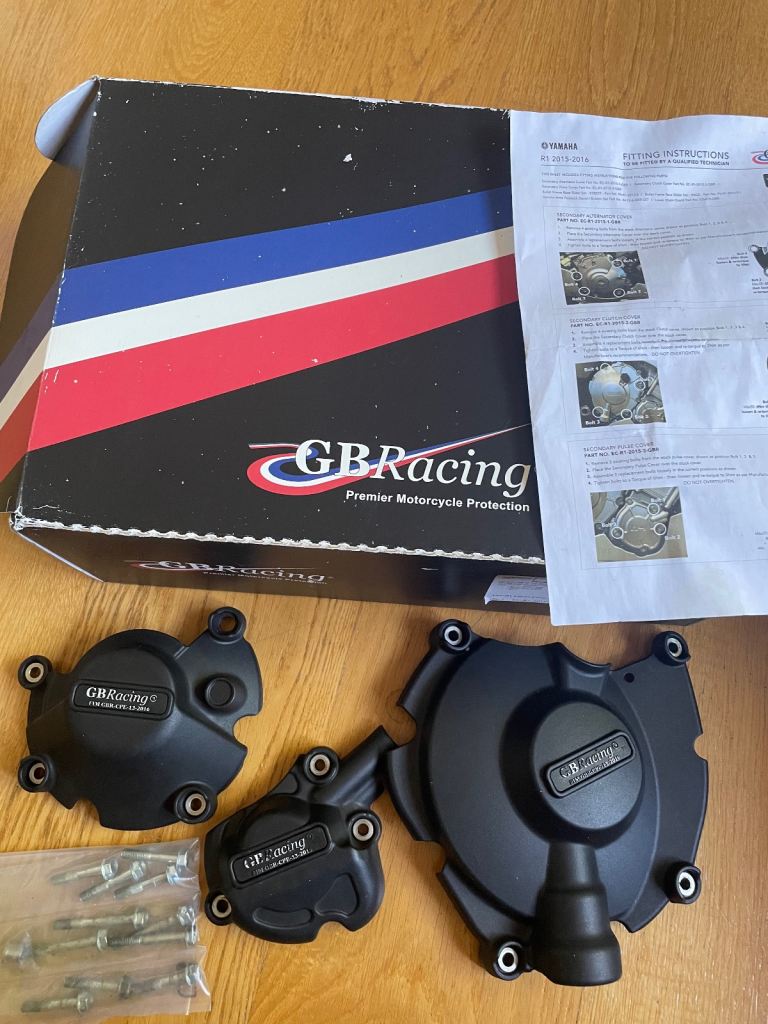 YZF-R1 Engine Cover Set 2015