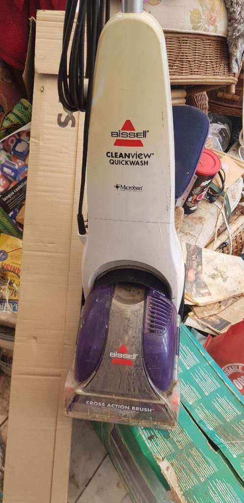 Bissell CleanView QuickWash Carpet Cleaner – Good Condition