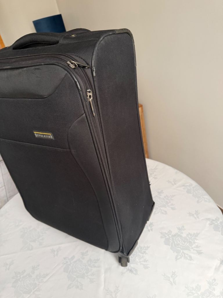 Revelation Black Cabin Suitcase with Wheels – Good Condition