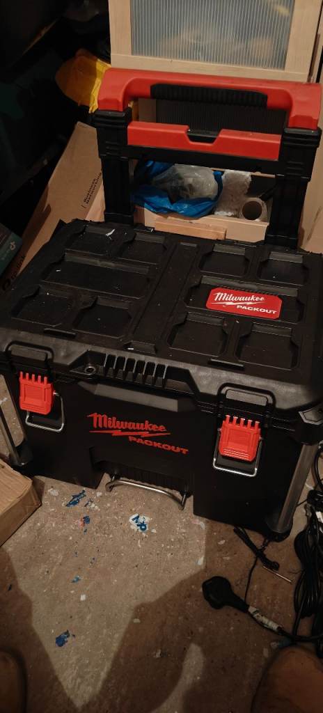 Milwaukee pack out tool box