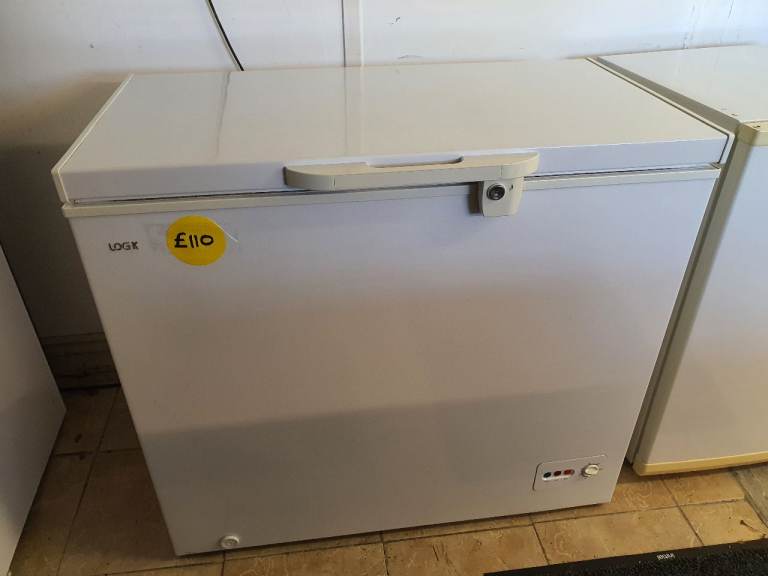 Logik Chest Freezer 