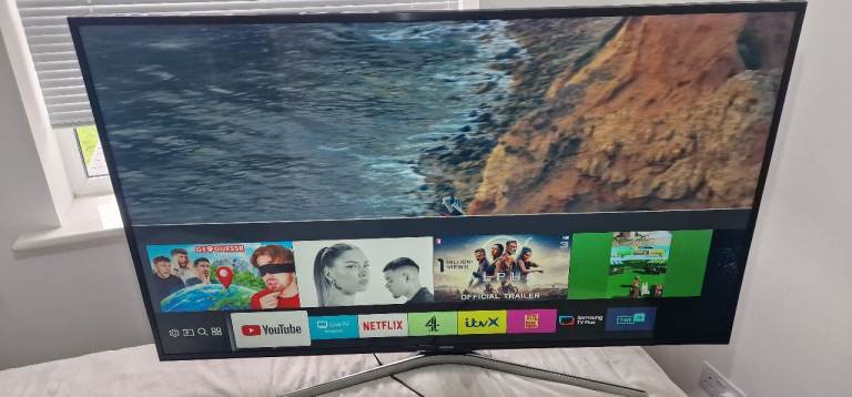 Samsung 55" 4k smart tv _ delivery available