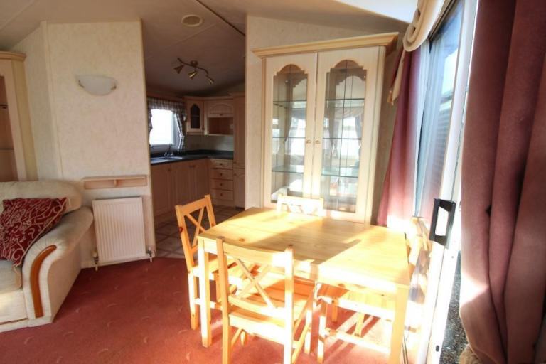 Static Caravan Mobile Home Willerby Lyndhurst 38x12ft 2 Beds SC9180