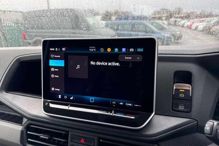 2025 Volkswagen Crafter 2.0 TDI 140PS Commerce Plus High Roof Van PANEL VAN DIESEL Manual