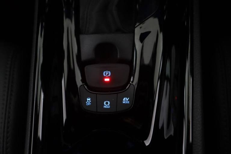 2022 Toyota C-HR 1.8 VVT-h Design CVT Euro 6 (s/s) 5dr HATCHBACK PETROL/ELECTRIC Automatic