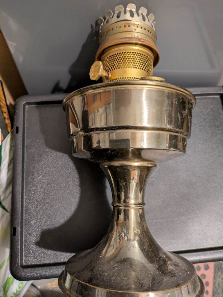 Aladdin oil lamp