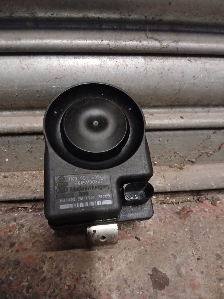 Audi VW Alarm Siren Horn 1K0951605C Anti Theft Alarm Sounder OEM