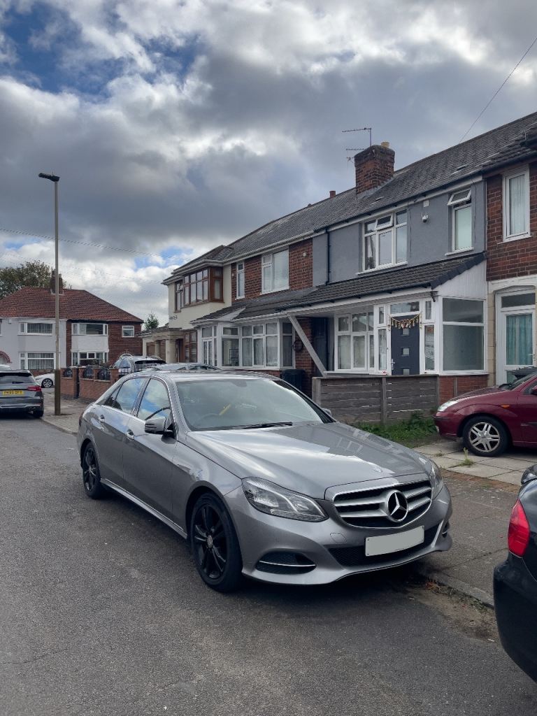 Mercedes-Benz, E CLASS, Saloon, 2014, Semi-Auto, 2143 (cc), 4 doors