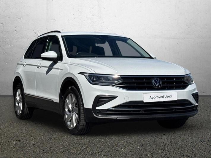 VOLKSWAGEN TIGUAN 1.5 TSI Life 5dr