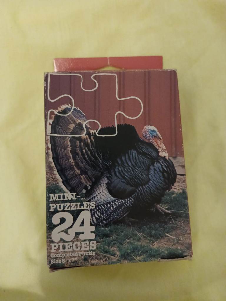 Small jigsaw puzzle of a turkey !