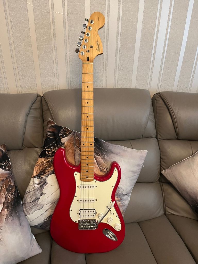 Squier Stratocaster standard series (HSS)