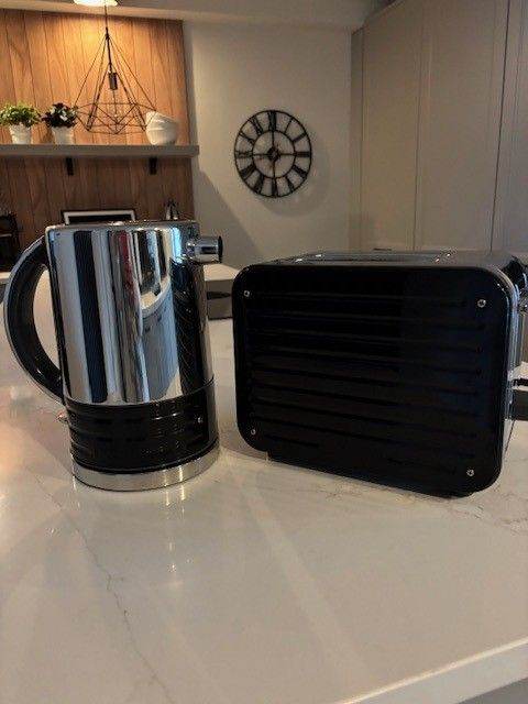 Dualit Architect Kettle and Toaster with Limited Edition Panels