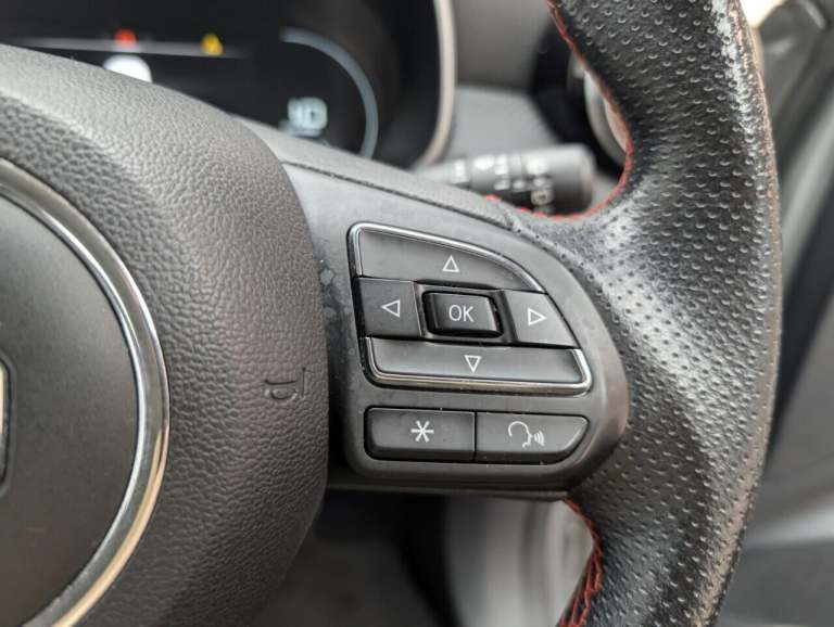 2021 MG MG ZS 1.0 T-GDI Exclusive SUV 5dr Petrol Auto Euro 6 (111 ps) 10.01IN TOUCHSCREEN HATCHBA...