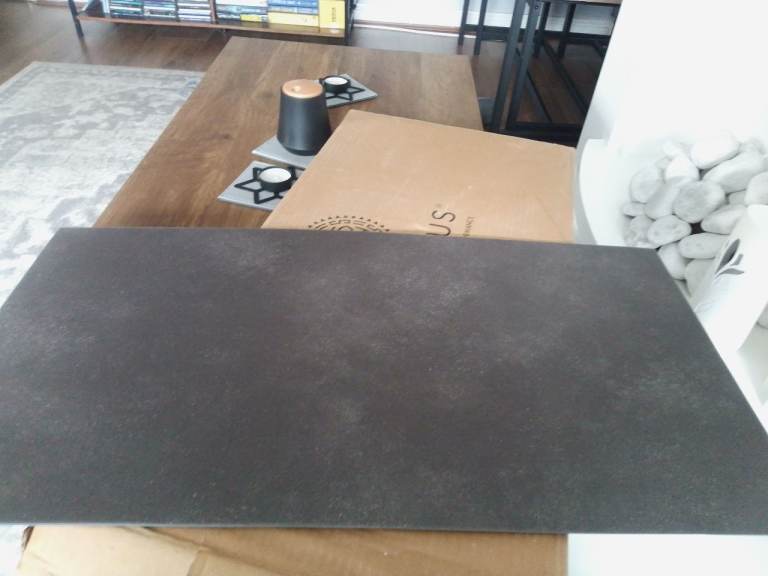 Lvt flooring tiles 
