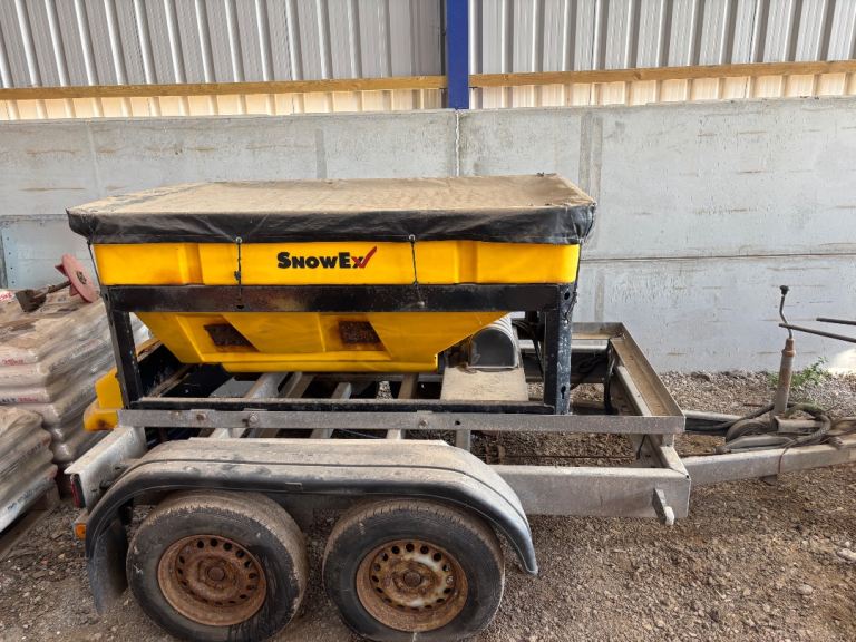 Salt gritter 