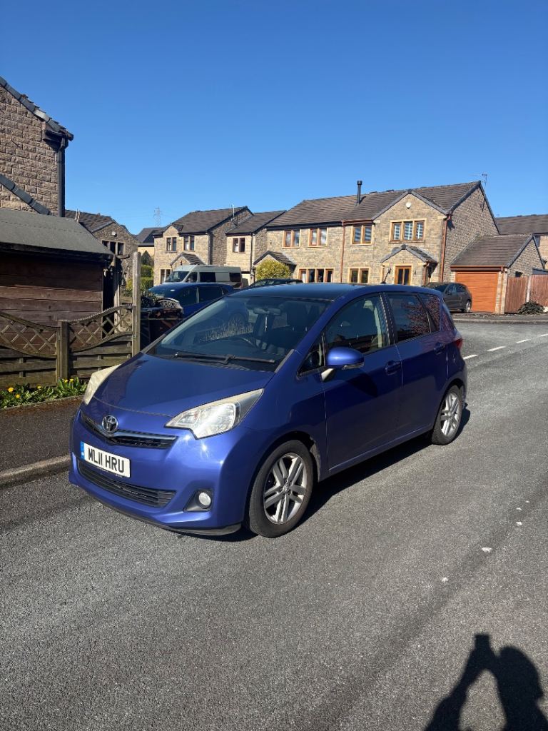 Toyota, VERSO-S, MPV, 2011, Manual, 1329 (cc), 5 doors