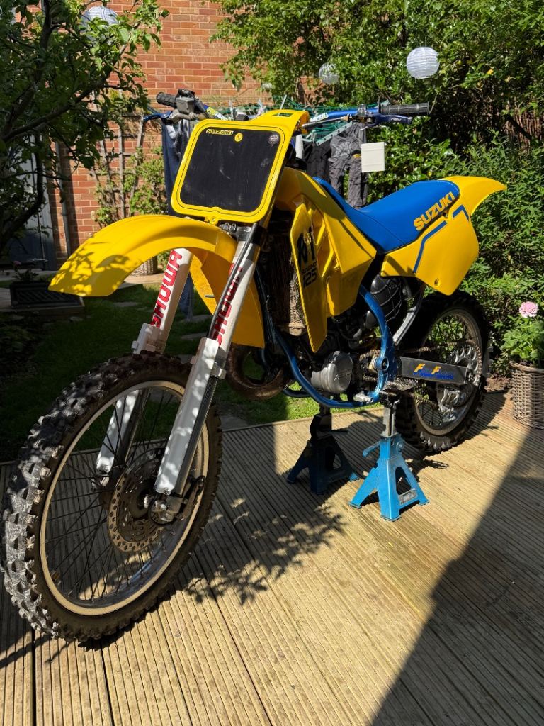 Suzuki rm125 slingshot