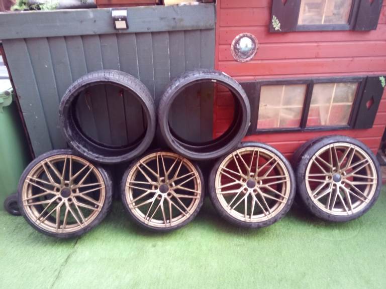 Set Of 20 inch Gold Alloys 