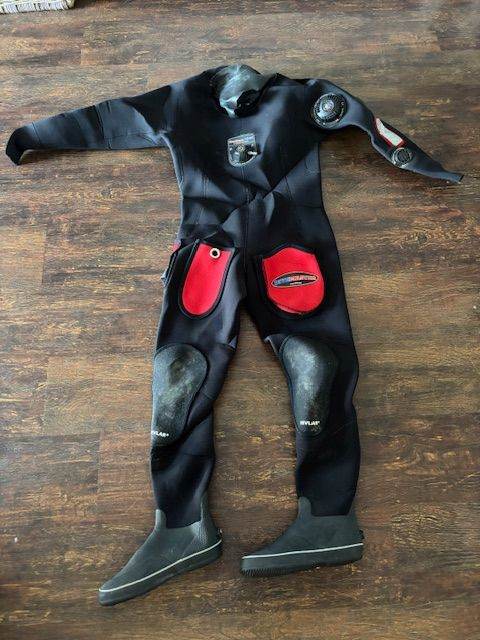 Northern Diver, Dive master- Ladies Compressed Neoprene Dry suit. L