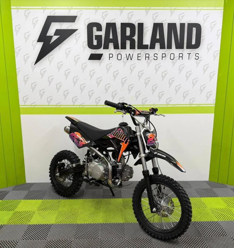 Stomp FXJ 110 110cc Manual Pit Bike, Brand New 2025 Model