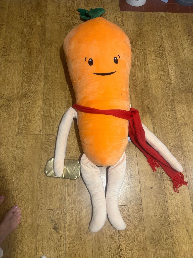 Large Bundle of Kevin The Carrot Soft Toys 