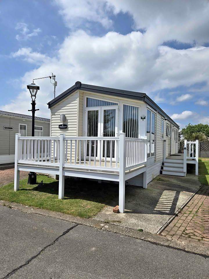 PRIVATE SALE  - Stunning static caravan for sale in East Yorkshire