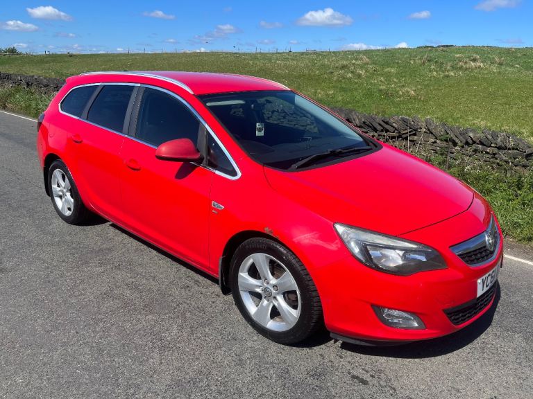 Vauxhall, ASTRA, Estate, 2011, Manual, 1686 (cc), 5 doors